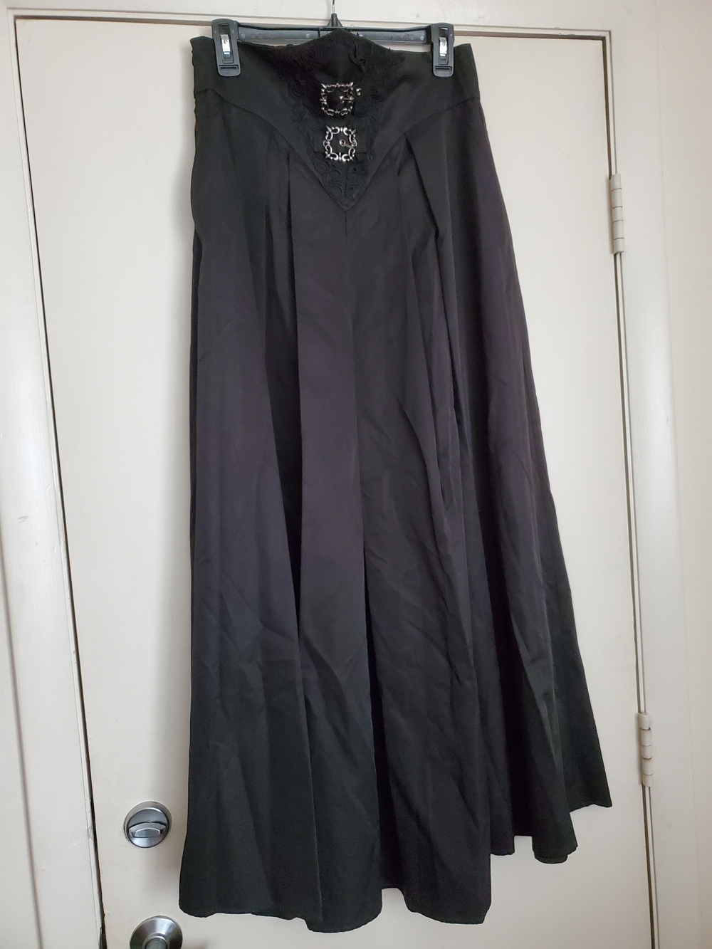 Elegant Black Full-Length A-Line Skirt with Decorative Buckles